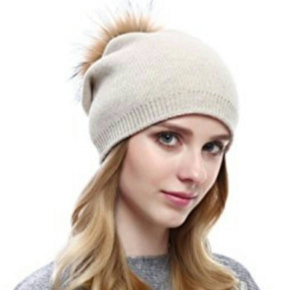 ❄ Host Pick ❄ Cashmere Beanie with Raccoon Fur Pom - Picture 4 of 4